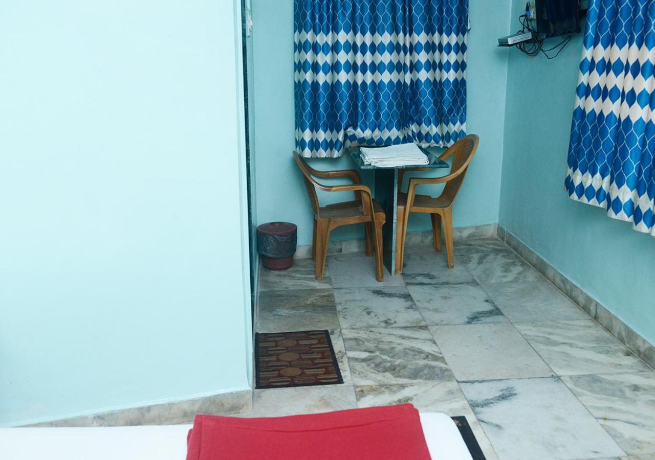 SRK Hotel- Grant Road Bombay Extérieur photo