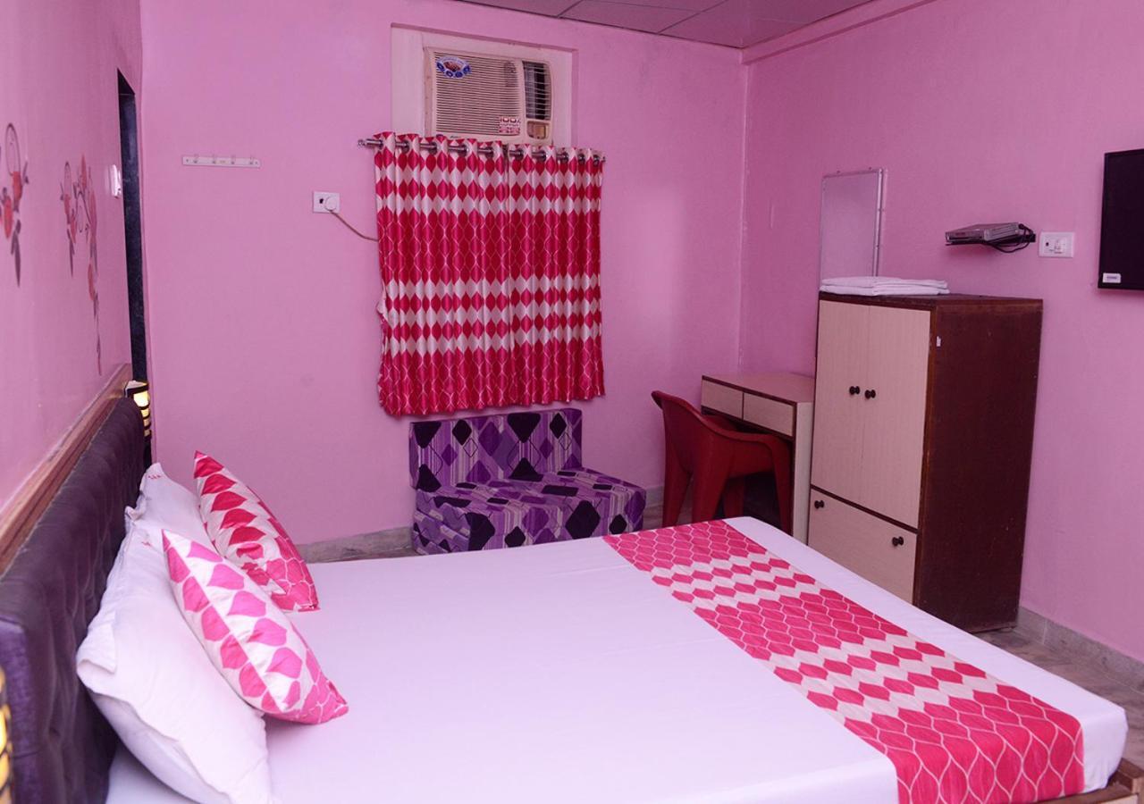 SRK Hotel- Grant Road Bombay Extérieur photo