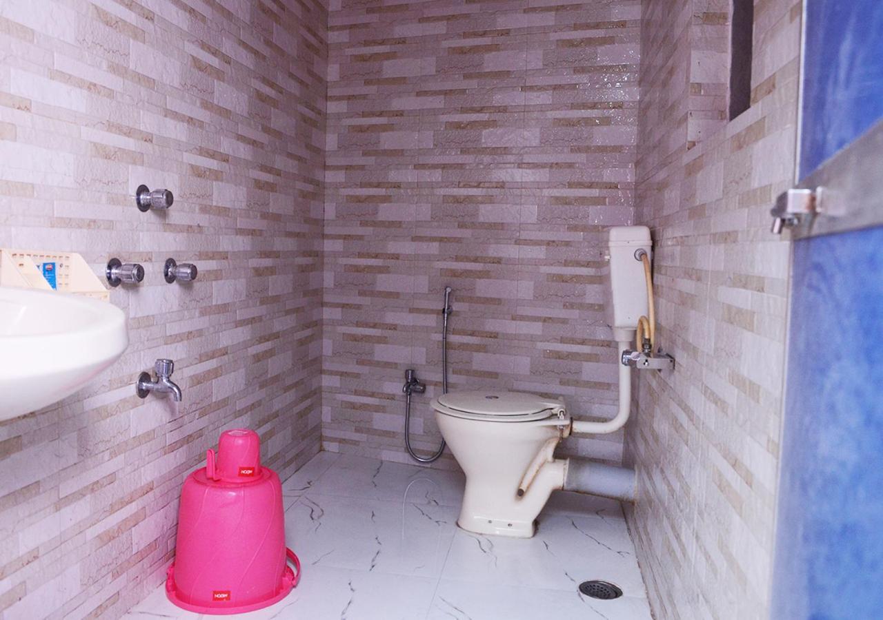 SRK Hotel- Grant Road Bombay Extérieur photo